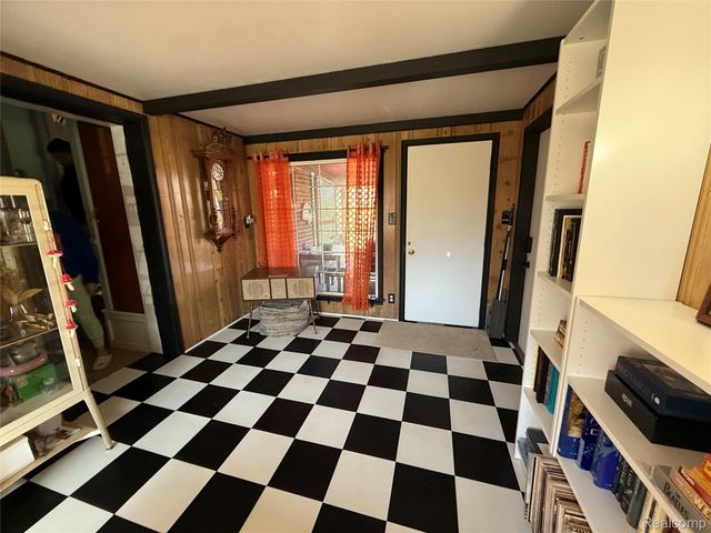 25310 Lyndon, Redford Charter Township, MI 48239