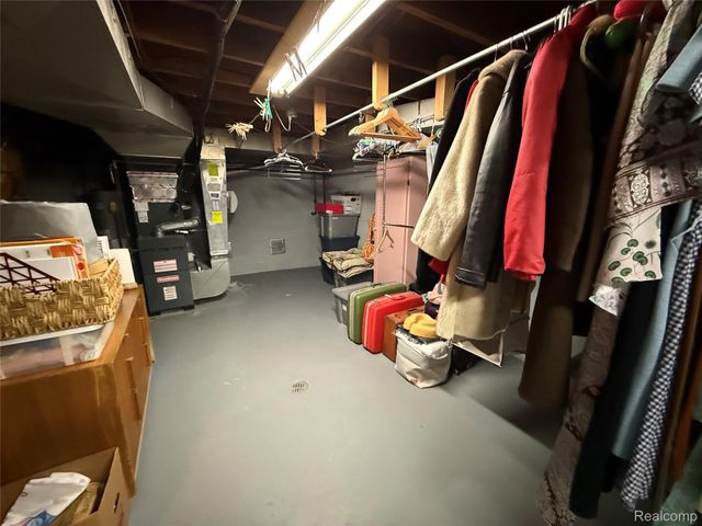 25310 Lyndon, Redford Charter Township, MI 48239