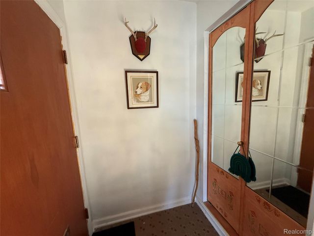 25310 Lyndon, Redford Charter Township, MI 48239