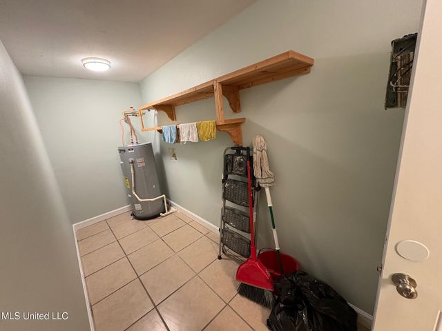 3530 Sherlawn Drive, Moss Point, MS 39563