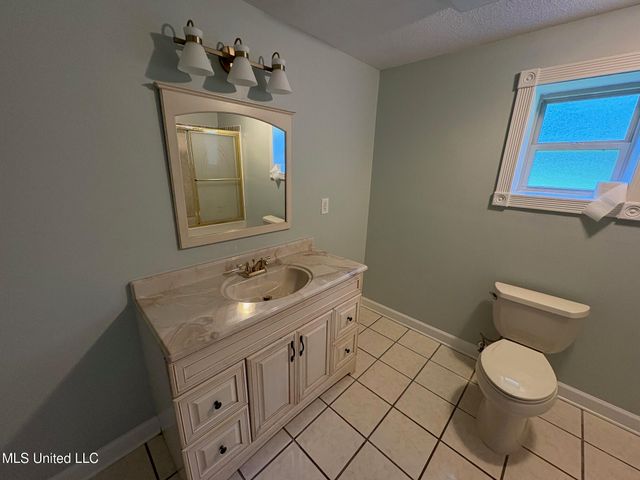 3530 Sherlawn Drive, Moss Point, MS 39563