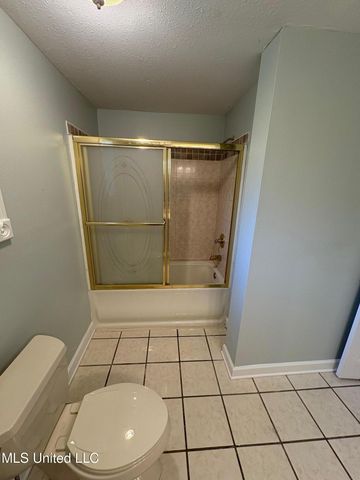 3530 Sherlawn Drive, Moss Point, MS 39563