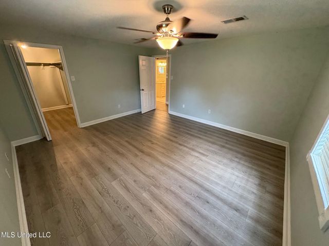 3530 Sherlawn Drive, Moss Point, MS 39563