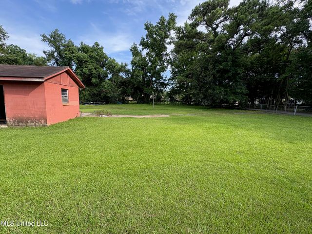 3530 Sherlawn Drive, Moss Point, MS 39563