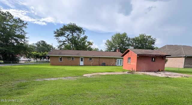 3530 Sherlawn Drive, Moss Point, MS 39563