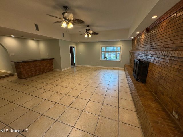 3530 Sherlawn Drive, Moss Point, MS 39563
