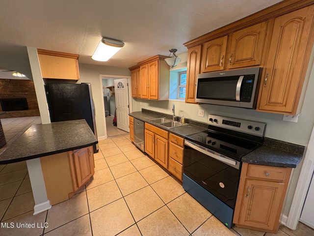 3530 Sherlawn Drive, Moss Point, MS 39563