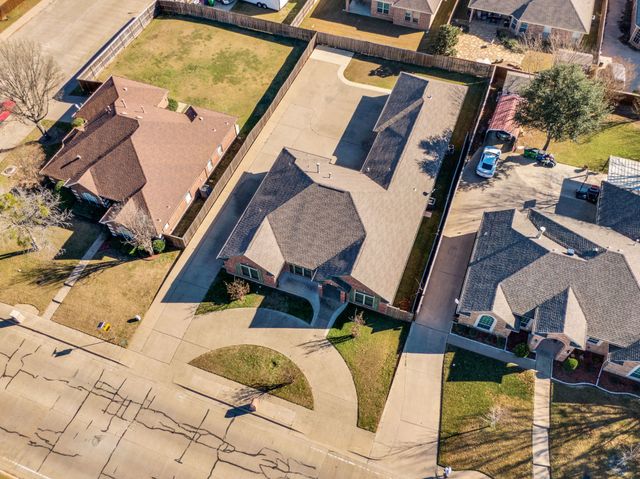 503 Northgate Drive, Waxahachie, TX 75165