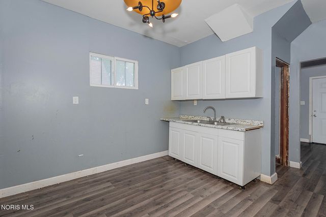 3923 Burnham Avenue, Toledo, OH 43612