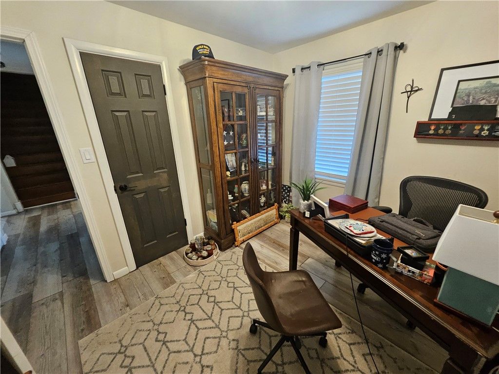 Image 12 of property listing at 102 W Elizabeth, Neshannock Twp, PA 16105