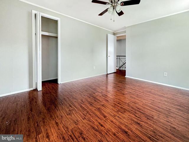 11 EXPRESS LN, Willingboro, NJ 08046