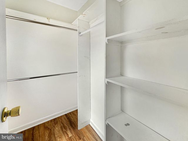 11 EXPRESS LN, Willingboro, NJ 08046