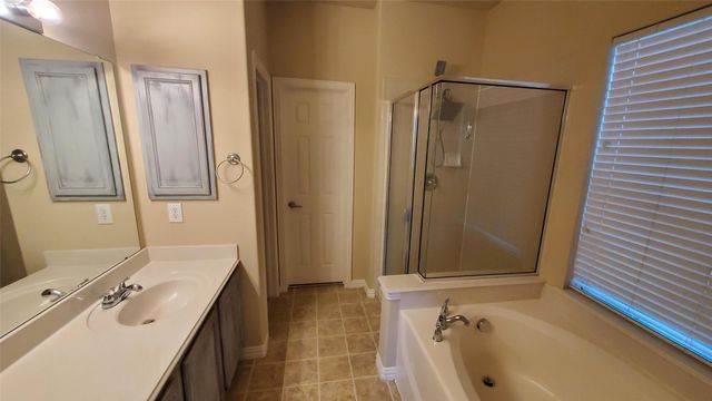 10909 Nantucket Drive, Rowlett, TX 75089