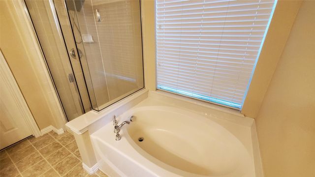 10909 Nantucket Drive, Rowlett, TX 75089