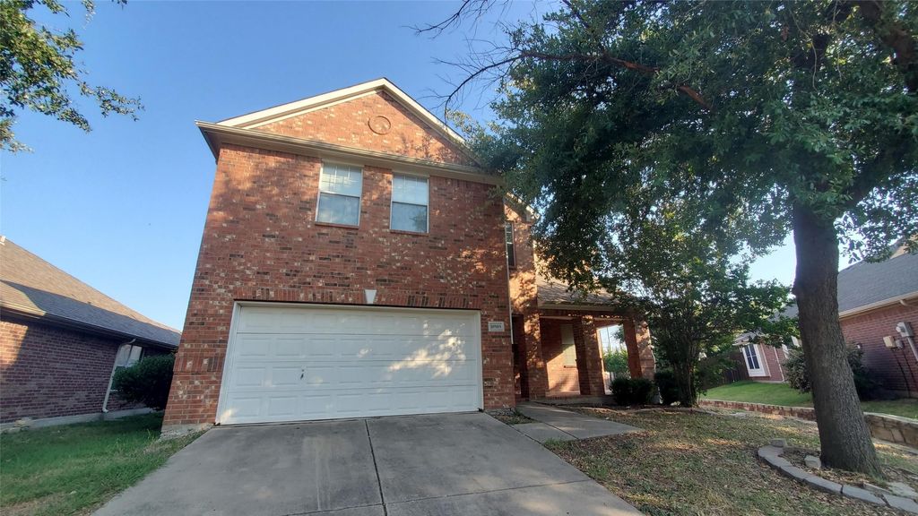 10909 Nantucket Drive, Rowlett, TX 75089