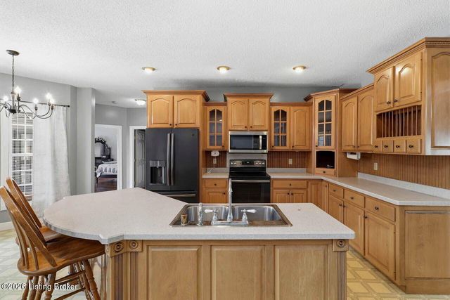 1016 Haven Ridge Dr, New Haven, KY 40051