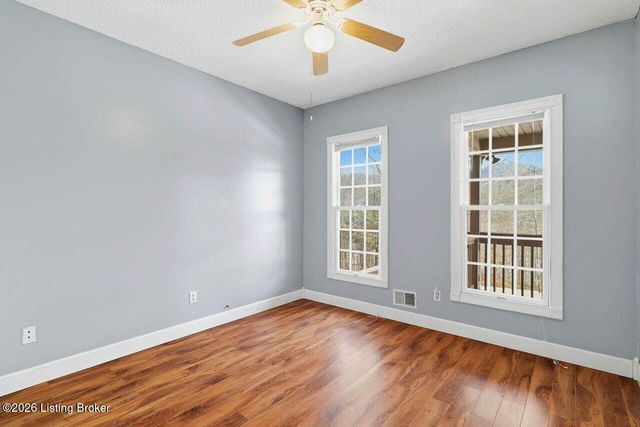 1016 Haven Ridge Dr, New Haven, KY 40051