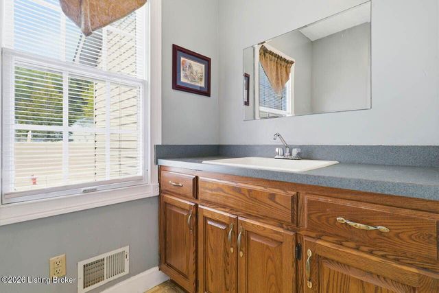 1016 Haven Ridge Dr, New Haven, KY 40051