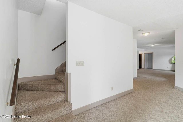 1016 Haven Ridge Dr, New Haven, KY 40051