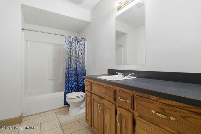 1016 Haven Ridge Dr, New Haven, KY 40051
