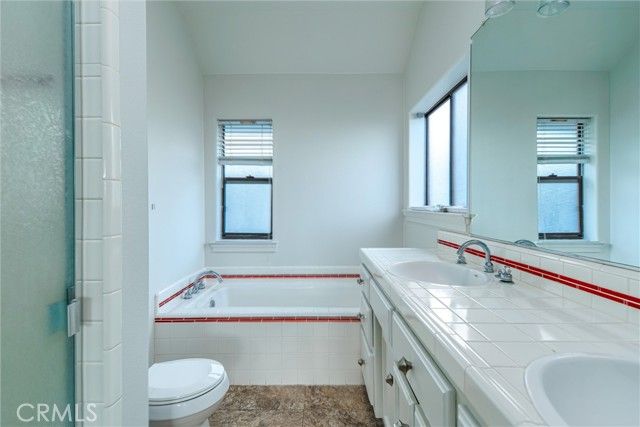 806 Grove Street, Paso Robles, CA 93446