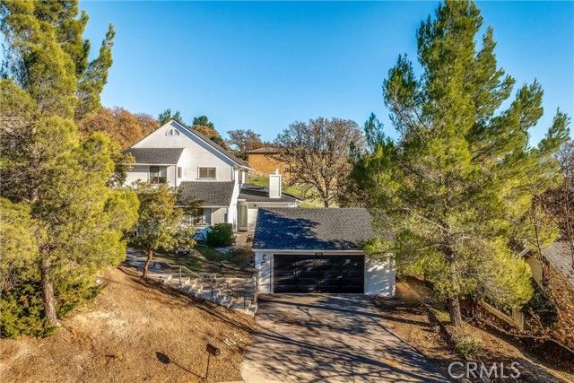 806 Grove Street, Paso Robles, CA 93446