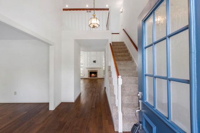 59 Fire Flicker Place, The Woodlands, TX 77381