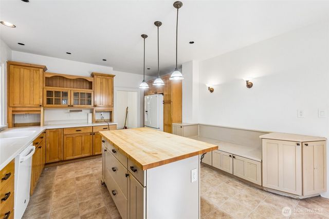 8413 309th Place SE, Issaquah, WA 98027