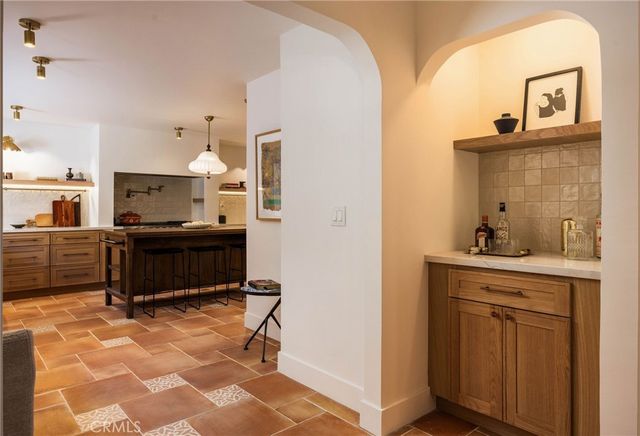 1096 Tulare, Costa Mesa, CA 92626