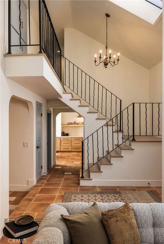 1096 Tulare, Costa Mesa, CA 92626