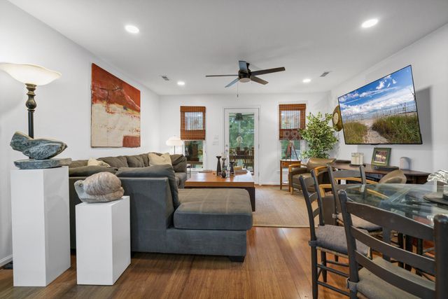 8567 Palmetto Road, Edisto Island, SC 29438