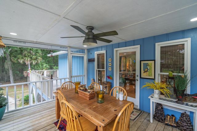 8567 Palmetto Road, Edisto Island, SC 29438