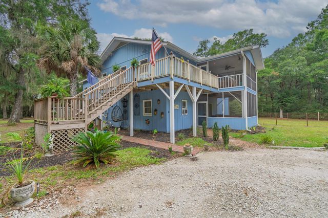 8567 Palmetto Road, Edisto Island, SC 29438
