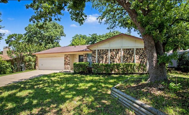 5405 Bright Star Trail, Arlington, TX 76017