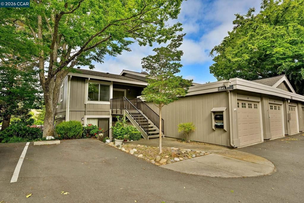 1945 Cactus Ct 1, Walnut Creek, CA 94595