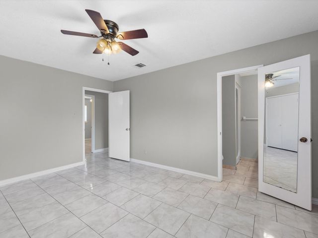 4806 Faircrest Street, Pasadena, TX 77505