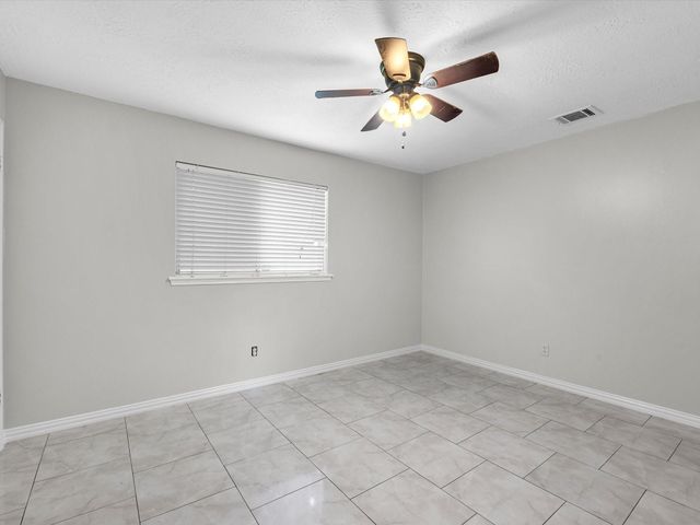 4806 Faircrest Street, Pasadena, TX 77505
