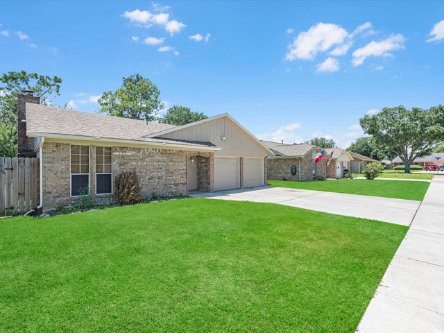 4806 Faircrest Street, Pasadena, TX 77505