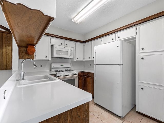 4806 Faircrest Street, Pasadena, TX 77505