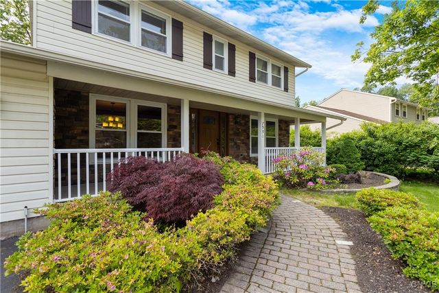 7991 Nutmeg Lane, Clay, NY 13090