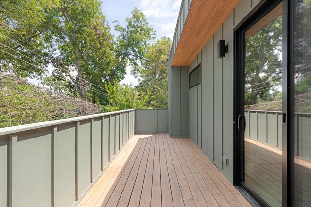 2107 Maple Ave B, Austin, TX 78722