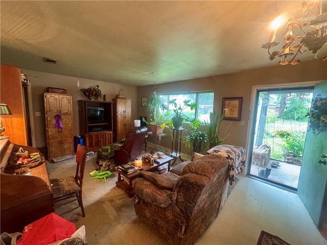 403 E 13th Street, Russellville, AR 72801
