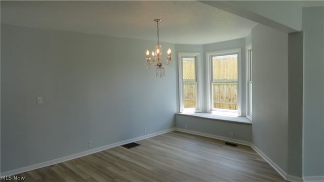 556 Louisiana Avenue, Chester, WV 26034