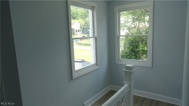 556 Louisiana Avenue, Chester, WV 26034