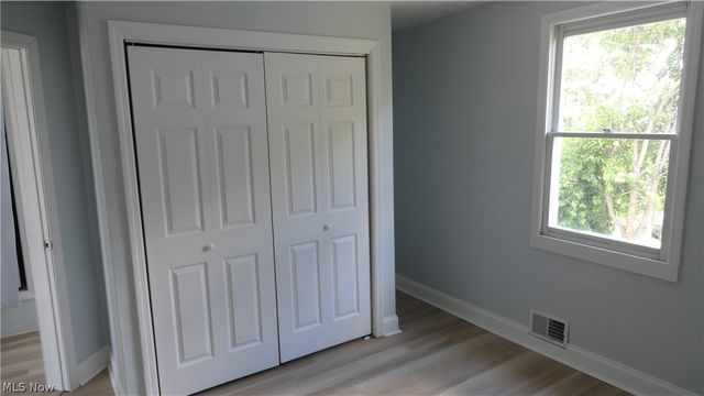 556 Louisiana Avenue, Chester, WV 26034