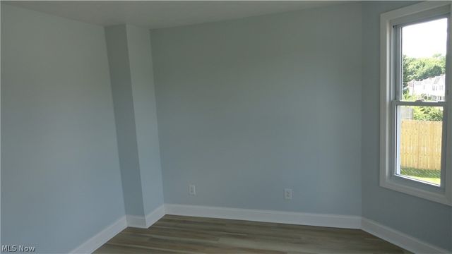 556 Louisiana Avenue, Chester, WV 26034
