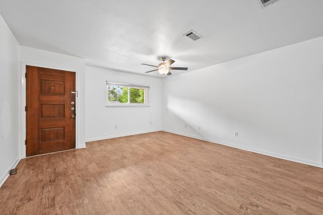 5303 Medford DR, Austin, TX 78723