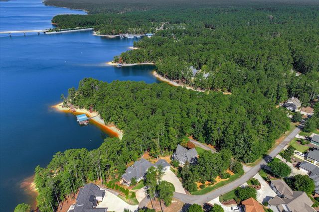 202 Deer Run Lane, Mccormick, SC 29835