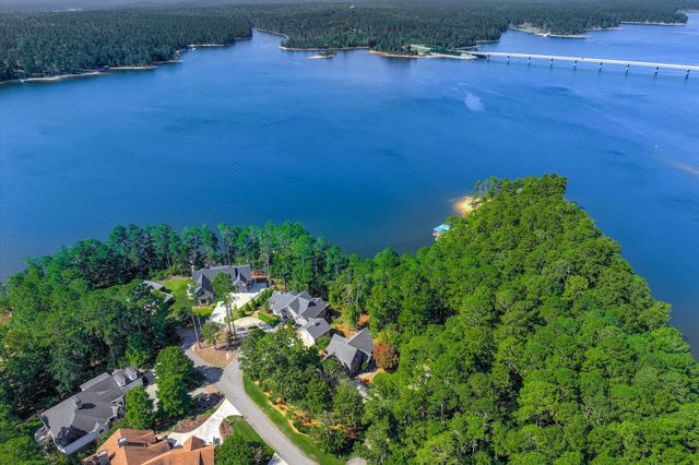 202 Deer Run Lane, Mccormick, SC 29835