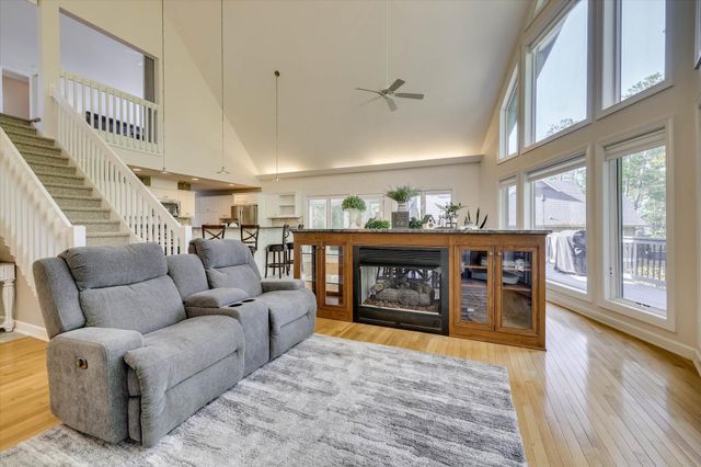 202 Deer Run Lane, Mccormick, SC 29835